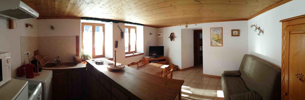 Le Chalet Du Queyras And Spa Molines-en-Queyras Quarto foto